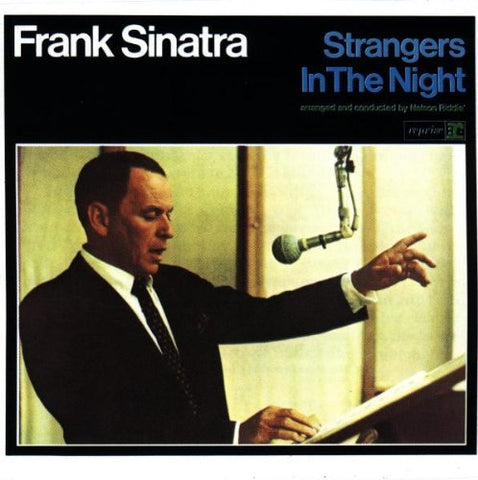 Frank Sinatra - Strangers In The Night