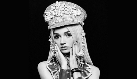 Poppy - Am I A Girl?